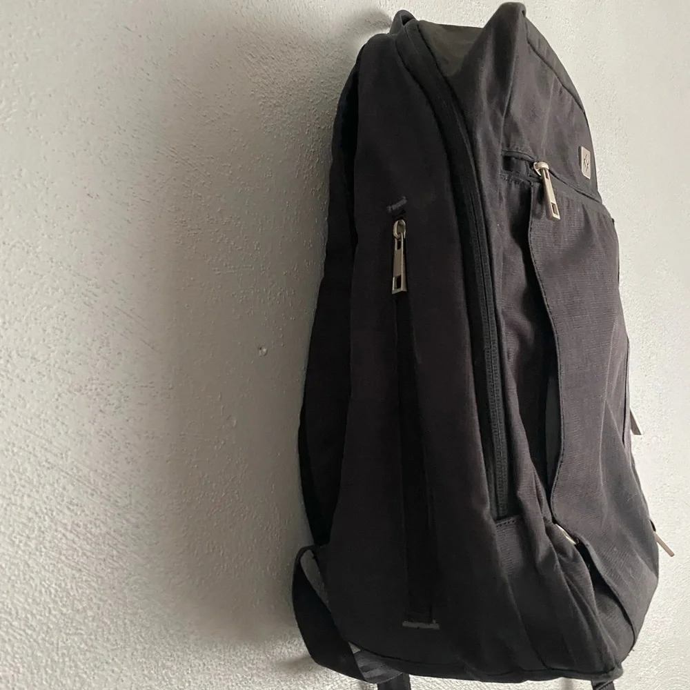 JuJuBe Backpack Diaper Bag Black Lightweight Commuter Neutral Baby Work Casual